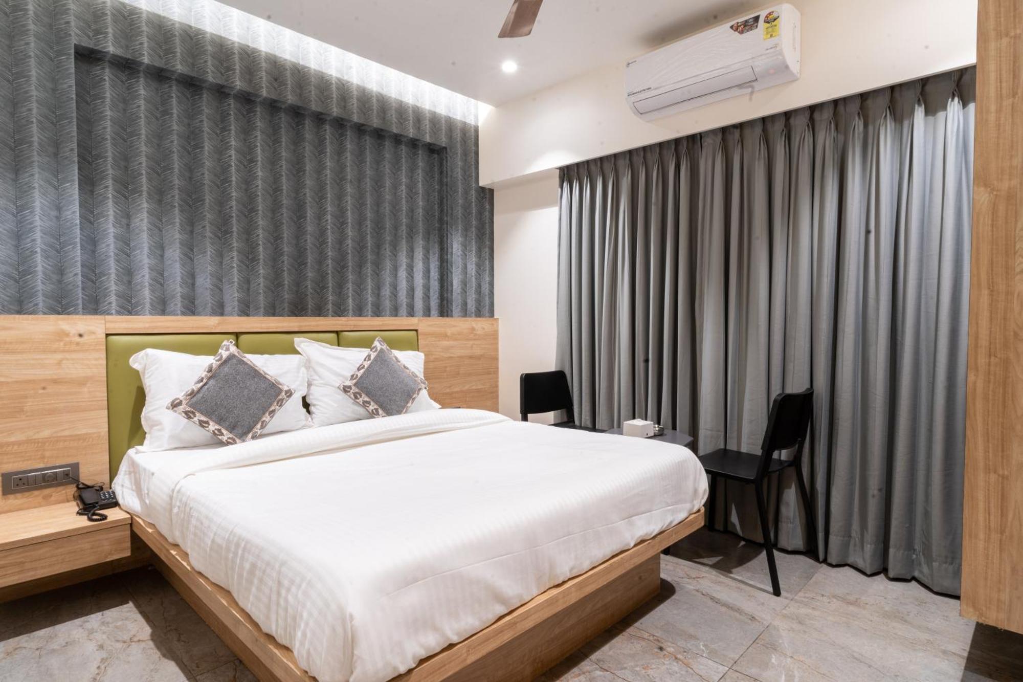 Hotel Aura Inn Airoli ,Digha Navi Mumbai Exterior foto